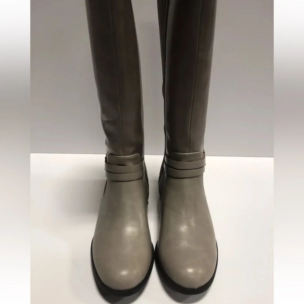 LifeStride Women’s X-Anita Knee High Boots, Size 5.5 M.